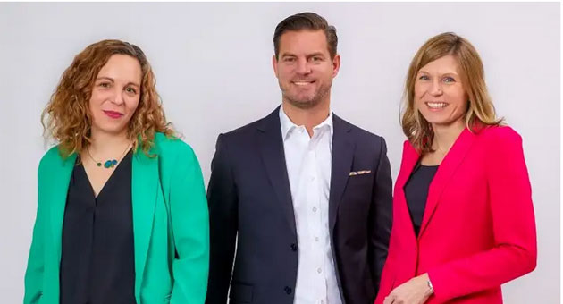 Castrol Deutschland stellt die Geschäftsführung neu auf - Das Castrol-Germany-Geschäftsführungstrio (v.l.): Rhea D’Jesus, Patrick Bell und Bianca Rösler – Quelle: Castrol Germany GmbH