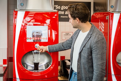 Coca-Cola baut Freestyle-System in Deutschland aus -