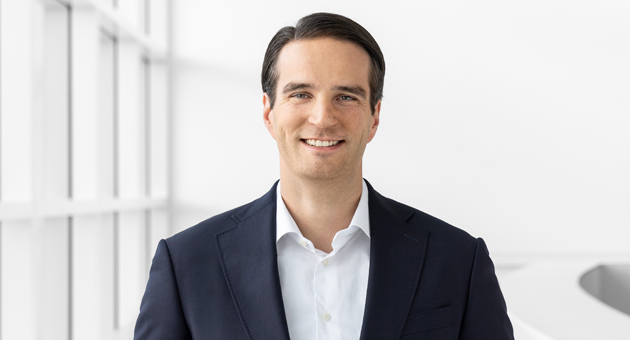 Führungswechsel bei Bertelsmann - Ab Januar 2027 verantwortet Thomas Coesfeld die Geschäfte von Bertelsmann - Foto: Bertelsmann/Sebastian Pfütze