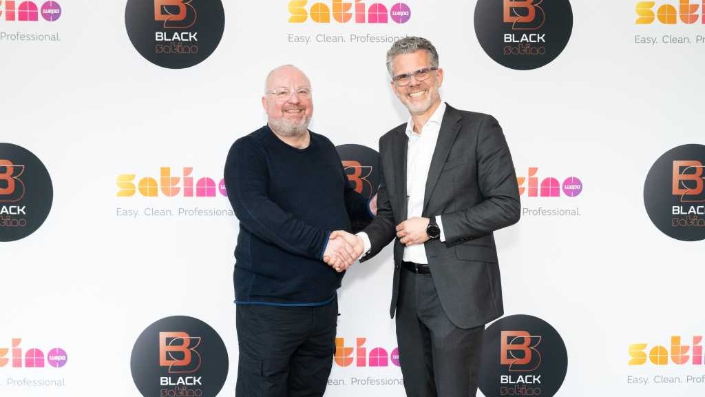 Wepa Professional arbeitet mit Sternekoch zusammen - Sternekoch Christian Lohse (l.) und Patrick Schumacher, Geschäftsführer Business Development und Marketing von WEPA Professional - Quelle: WEPA