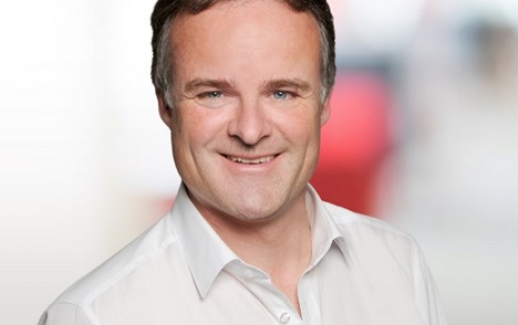 Oliver Gertz kümmert sich um die Marketingstrategien bei Bain -