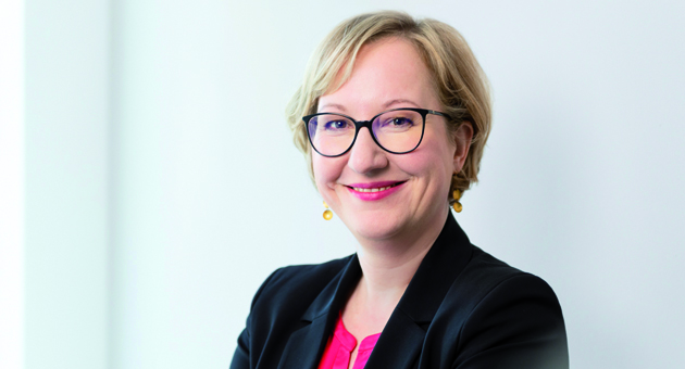 Werbung mit einer Spitzenstellung - Dr. Ulrike Grübler ist als Rechtsanwältin bei der Kanzlei Erlburg in Berlin tätig und Fachanwältin für Gewerblichen Rechtsschutz - Quelle: Lotte Ostermannn