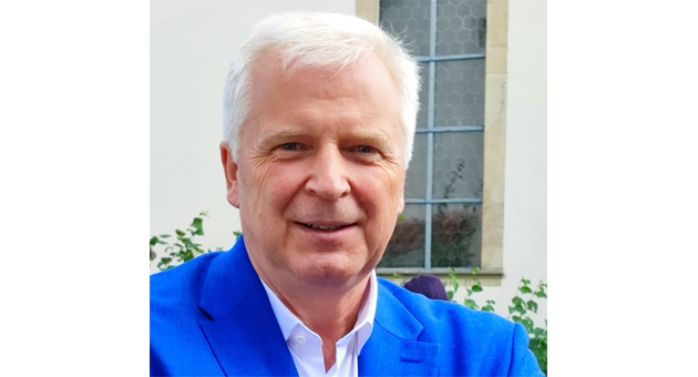 Tradition trifft Transformation: Heinrichsthaler setzt mit Deligan auf pflanzliche Käsealternativen - Peter Hayn ist Verkaufsleiter bei Heinrichsthaler Milchwerke - Quelle: Heinrichsthaler Milchwerke