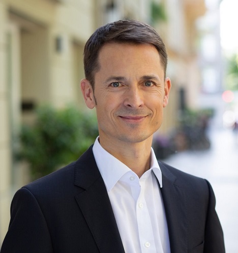 Jesco Huber wechselt von Roland Berger zur Bahn-Tochter Mobimeo -