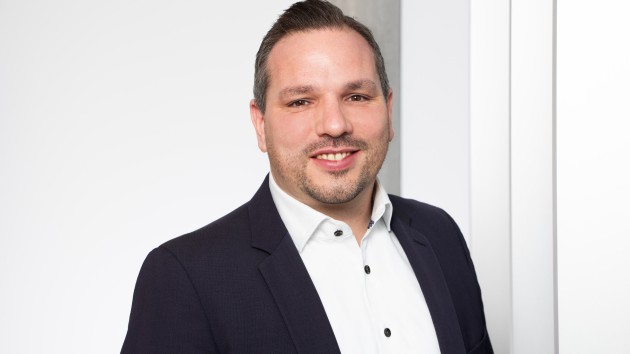 Mut, Fokus, Wirkung: Warum Marken 2026 entschlossener handeln müssen - Torsten Hunsicker, Managing Director der JOM Group, setzt auf unabhängige Beratung und klare Markenführung jenseits großer Netzwerkstrukturen – Quelle: JOM Group