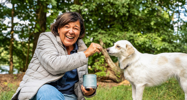 Mammaly gewinnt Vera Int-Veen als Brand Ambassadorin - Moderatorin Vera Int-Veen wird ab September 2026 Brand Ambassadorin der Pet-Health-Marke Mammaly – Quelle: Mammaly
