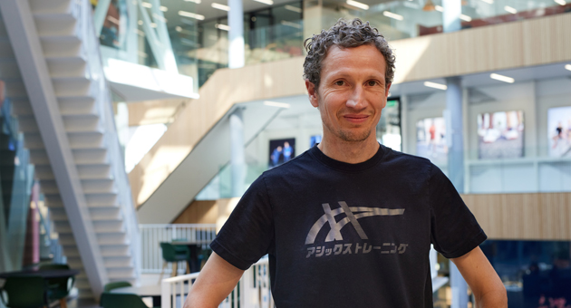 Asics EMEA: Andreas Moll übernimmt Marketing-Verantwortung - Andreas Moll ist seit Jahresbeginn 2025 für die Bereiche Marketing, Merchandise und Produkt im EMEA-Bereich der Sportschuhmarke Asics verantwortlich – Foto: Asics