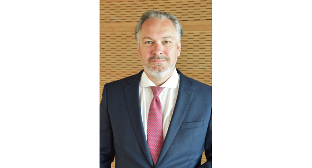 Neuer Geschäftsführer bei Stiebel Eltron verantwortet u.a. das Marketing - Detlef Neuhaus (Foto) ist zukünftig gemeinsam mit Heinz-Werner Schmidt und Dr. Kai Schiefelbein für die Führung der Stiebel-Eltron-Gruppe verantwortlich - Quelle: Stiebel-Eltron-Gruppe