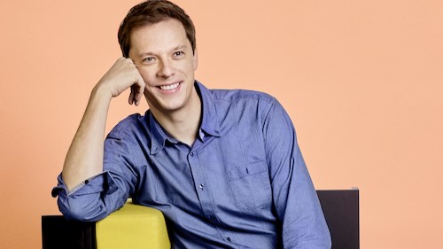 Gratis-Bücher: das TikTok für die Generation Alpha - Guido Neuhaus ist Leiter der Kindermedien-Agentur Carlsen K - Quelle: Carlsen K