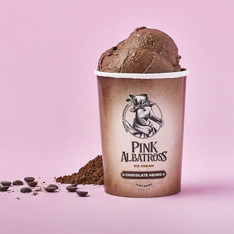 Katjesgreenfood investiert in spanische Vegan-Eismarke Pink Albatross -