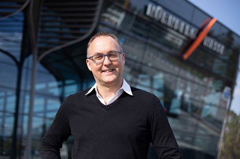 Dr. Ulf. Santjer startet als Leiter Unternehmenskommunikation und Marketing bei der NrnbergMesse Group (Foto: Ralf Roedel/Nrnberg Messe)